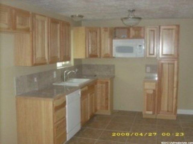 939 S 6600 E, Huntsville, UT 84317 — photo 4