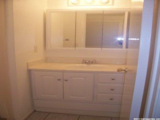 17 E 400 N #21, Bountiful, UT 84010 — photo 7