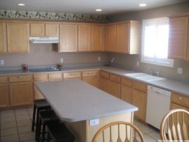 1992 S 575 E, Clearfield, UT 84015 — photo 5