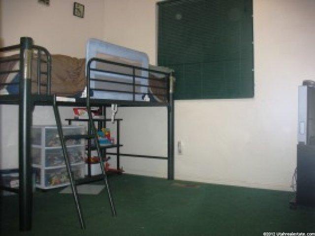 547 W 950 N, Clinton, UT 84015 — photo 9