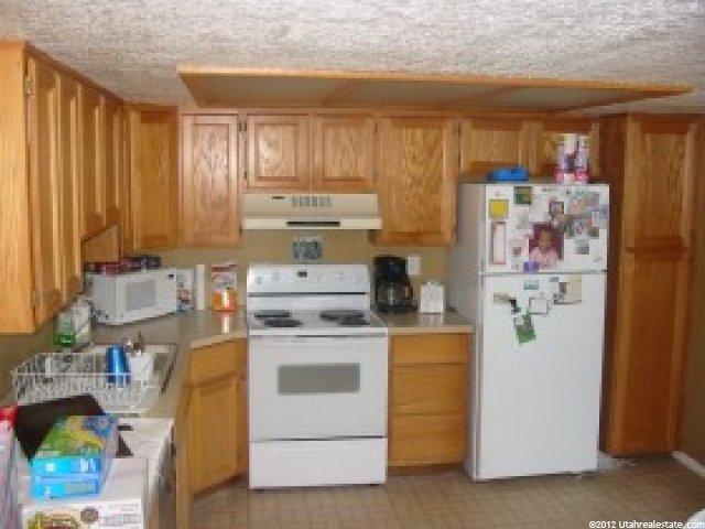 4640 S 3900 W, Roy, UT 84067 — photo 4
