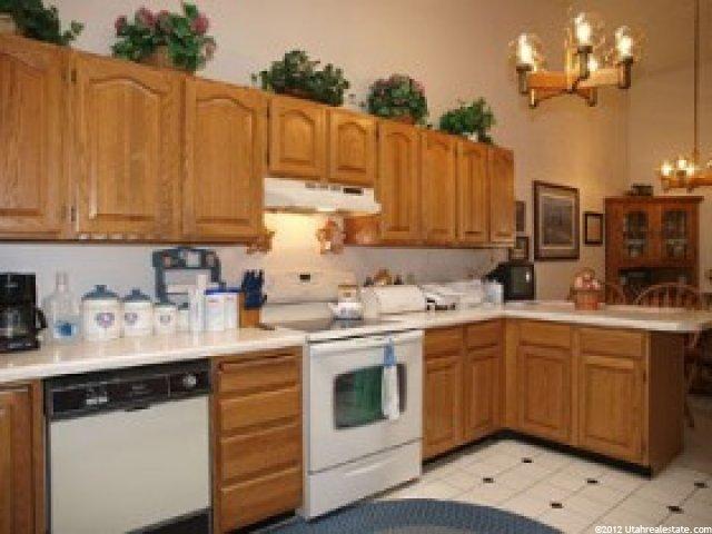 554 W 2900 S, Bountiful, UT 84010 — photo 5