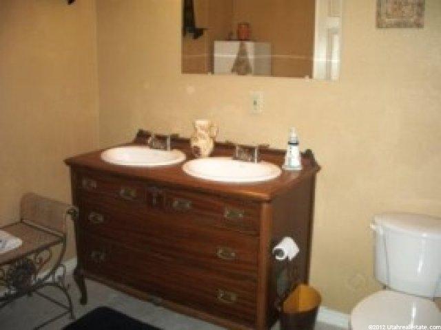 3568 N 2400 E, Layton, UT 84040 — photo 9