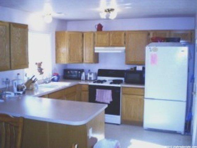 4226 S 800 W, Riverdale, UT 84405 — photo 2