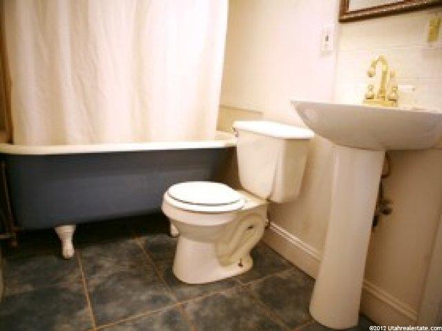 755 Rosewood Ln, Layton, UT 84041 — photo 11