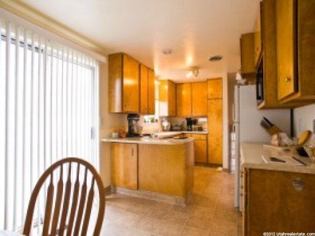 859 S 150 W, Bountiful, UT 84010 — photo 4