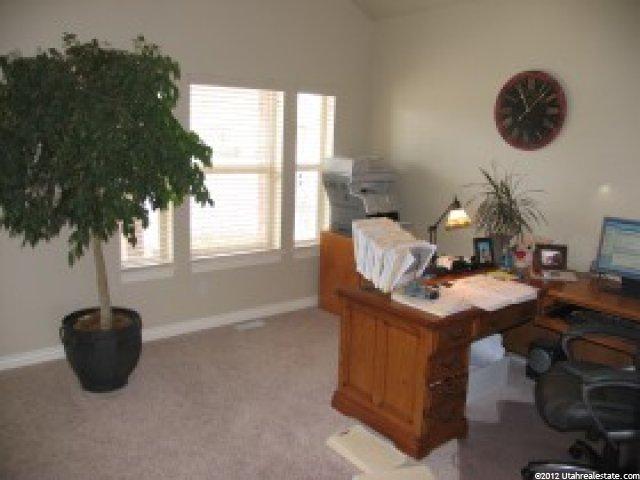 749 E Leafwood Ln, Sandy, UT 84094 — photo 2