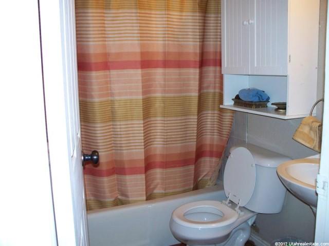 1310 Marilyn Dr, Syracuse, UT 84075 — photo 7