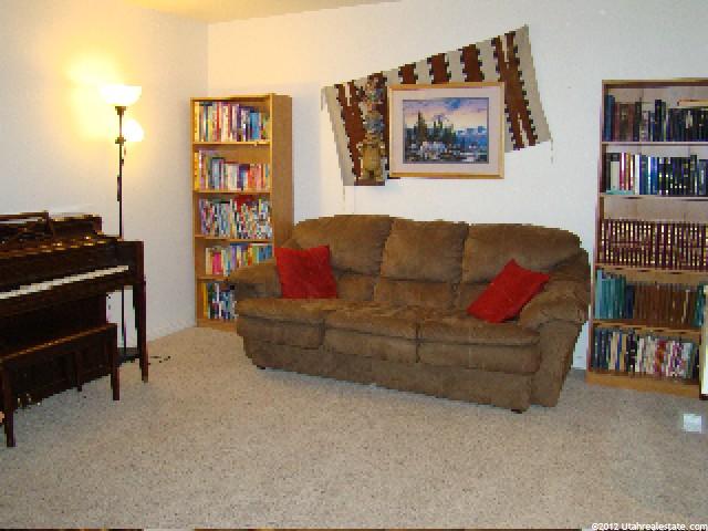 701 S 500 E, Roosevelt, UT 84066 — photo 4