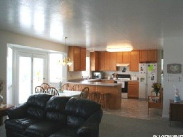 976 W 150 S, Clearfield, UT 84015 — photo 2