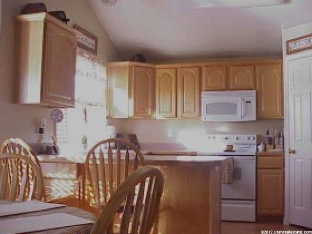 5137 S Vista Dr W, Roy, UT 84067 — photo 2