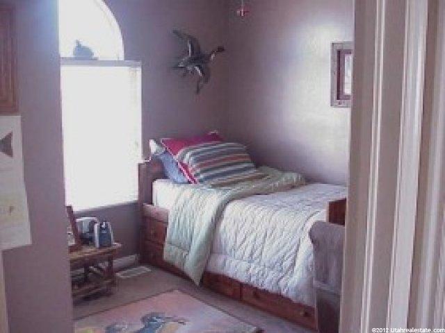 5137 S Vista Dr W, Roy, UT 84067 — photo 5