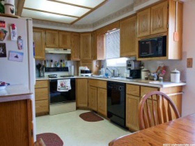 2687 N 900 W, Clinton, UT 84015 — photo 5