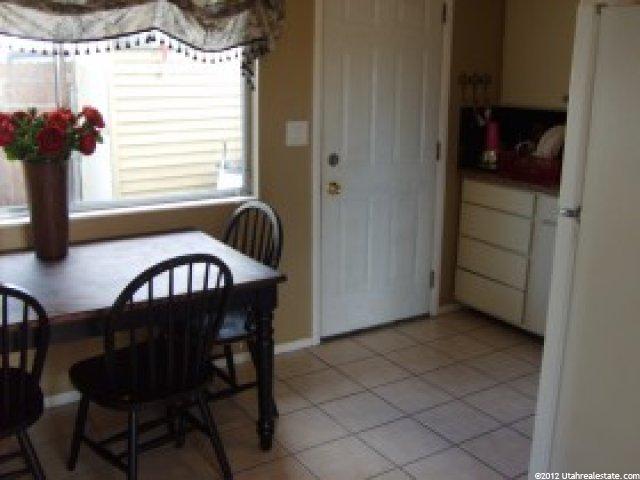 1085 N Nayon Dr, Layton, UT 84040 — photo 2
