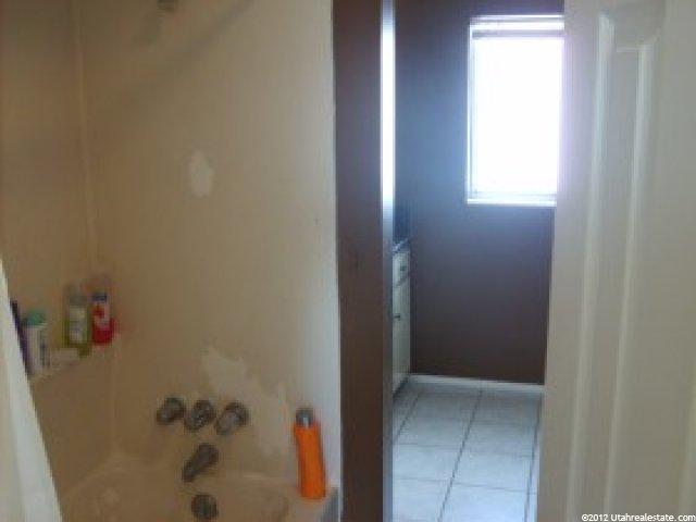 1085 N Nayon Dr, Layton, UT 84040 — photo 5
