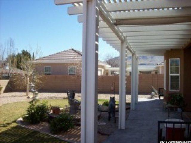 586 W 300 S, Hurricane, UT 84737 — photo 4
