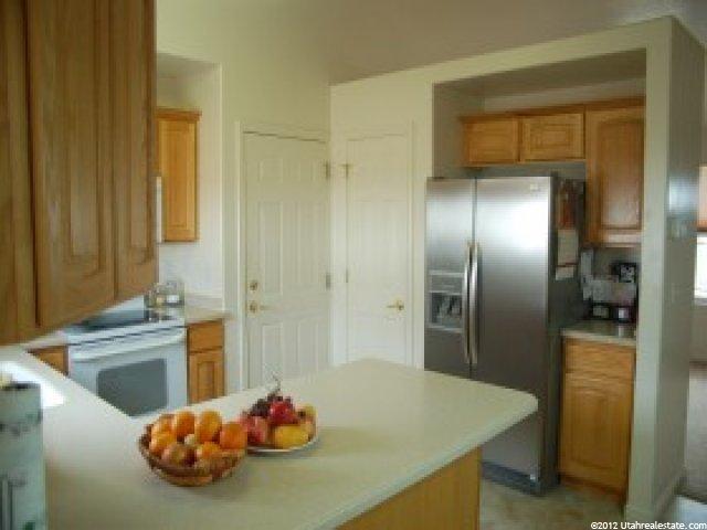 72 W 2300 N, Layton, UT 84041 — photo 3