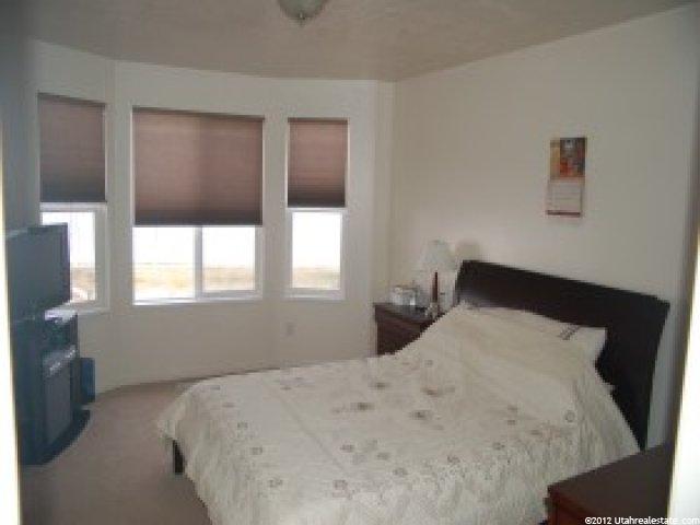 72 W 2300 N, Layton, UT 84041 — photo 5