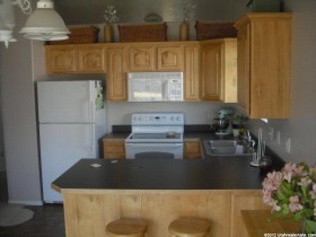 1484 N 2225 W, Clinton, UT 84015 — photo 3