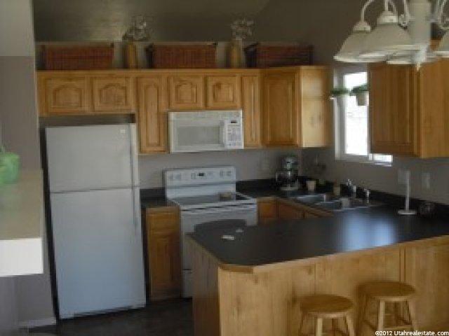 1484 N 2225 W, Clinton, UT 84015 — photo 4