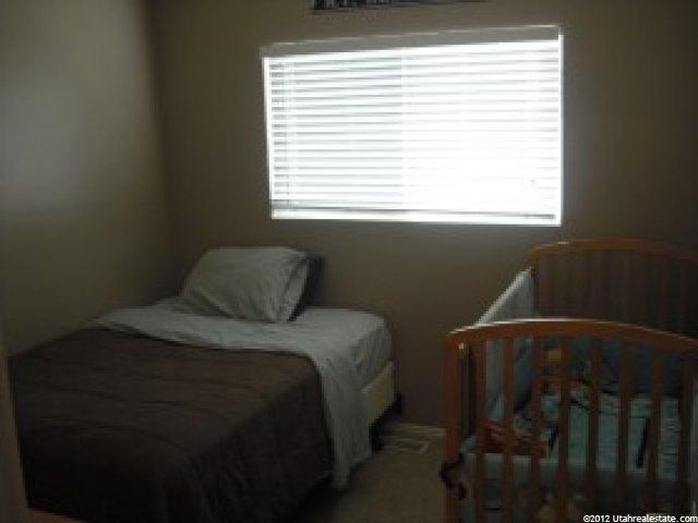1484 N 2225 W, Clinton, UT 84015 — photo 5