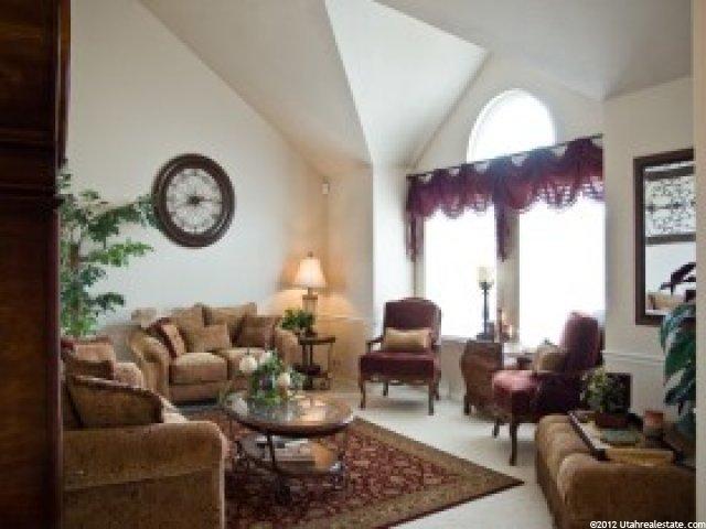 12236 Bluff View Dr, Sandy, UT 84092 — photo 2