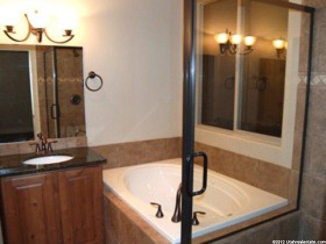 1246 N 200 W, Bountiful, UT 84010 — photo 7