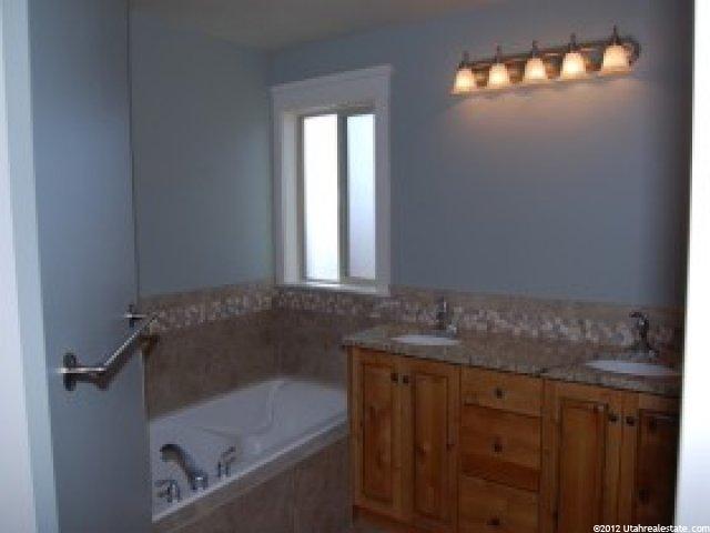 275 N 390 W, Wellsville, UT 84339 — photo 6