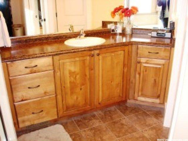 634 S 150 W, Hyde Park, UT 84318 — photo 6