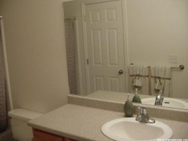 652 W 800 N #106, Clinton, UT 84015 — photo 9