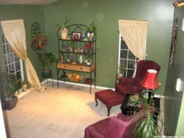 8756 Alta Cove Dr, Sandy, UT 84093 — photo 2