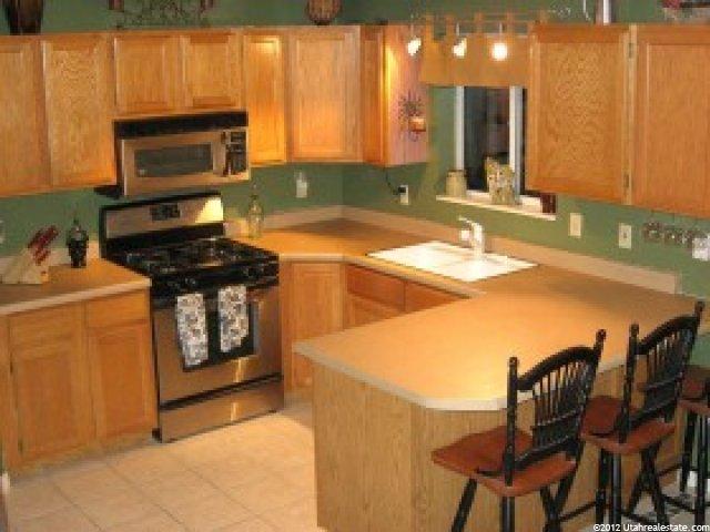 8756 Alta Cove Dr, Sandy, UT 84093 — photo 3