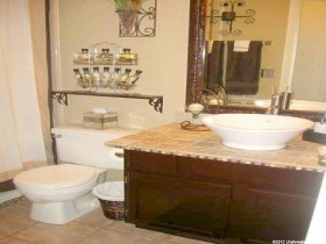 8756 Alta Cove Dr, Sandy, UT 84093 — photo 8