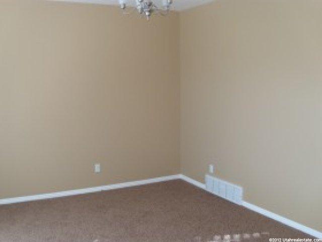 2477 N 2710 W, Clinton, UT 84015 — photo 2