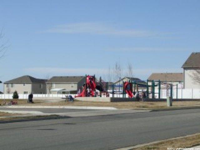583 E 2050 S, Clearfield, UT 84015 — photo 5