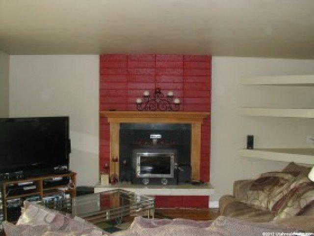10321 Amaryllis Dr, Sandy, UT 84094 — photo 6