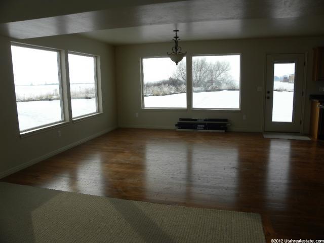 3201 S 1600 W, Nibley, UT 84321 — photo 3