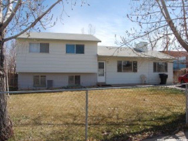 195 S Alta St, Roosevelt, UT 84066 — photo 3