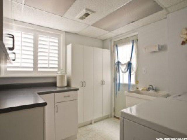 977 E 900 N, Bountiful, UT 84010 — photo 12