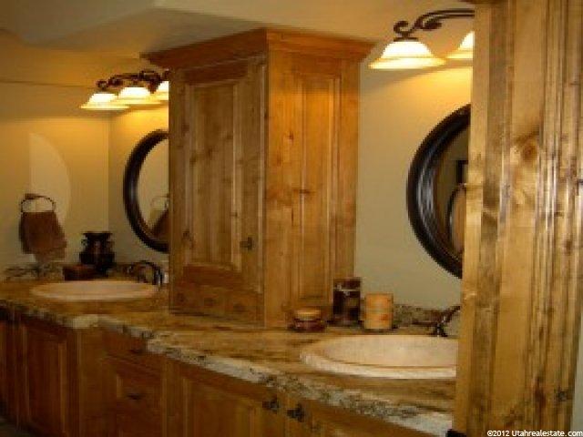 2483 Deer Run Cir, Bountiful, UT 84010 — photo 5
