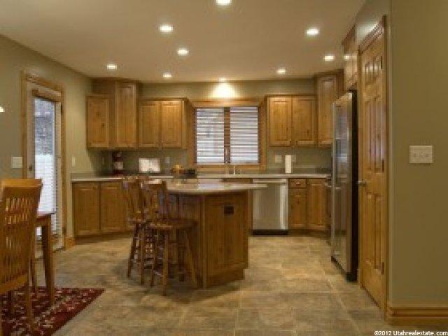 167 E North Canyon Rd, Bountiful, UT 84010 — photo 6