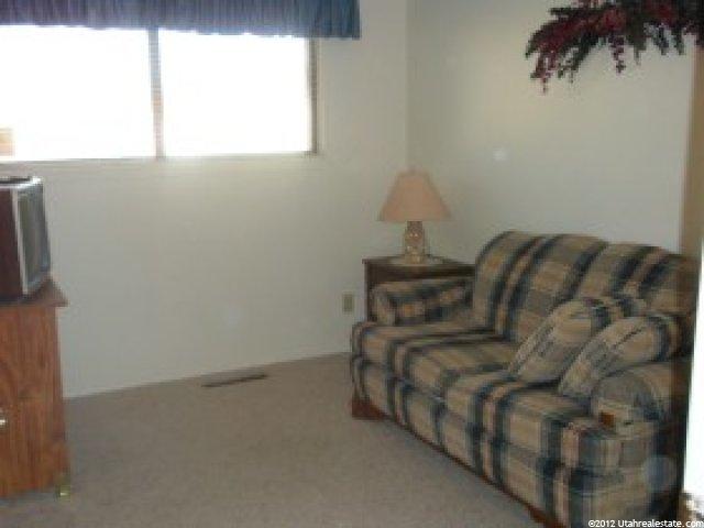 932 N Tremont St E, Tremonton, UT 84337 — photo 9