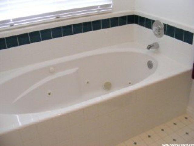 1885 E 7840 S, South Weber, UT 84405 — photo 6