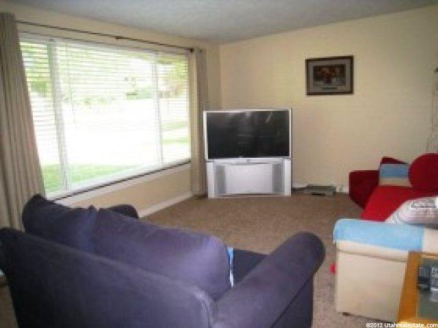 4381 S 900 E, South Ogden, UT 84403 — photo 2