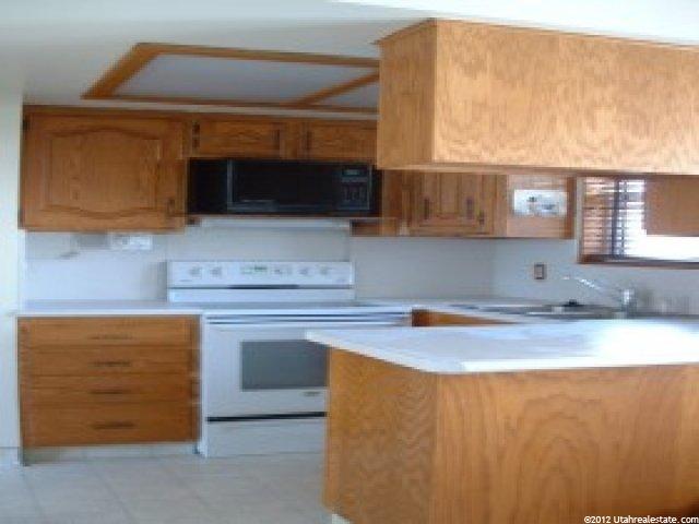 1037 E 10600 S, Sandy, UT 84094 — photo 2