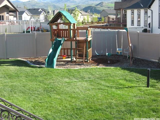 3943 Iris Ave, Mountain Green, UT 84050 — photo 10