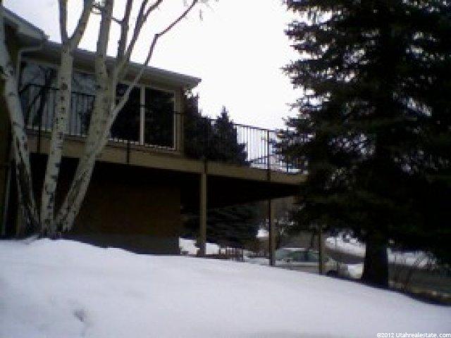 1517 N Vineyard Dr E, Bountiful, UT 84010 — photo 2