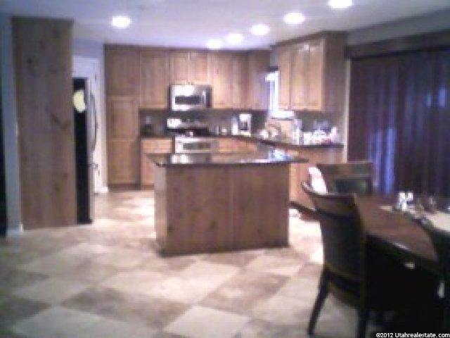 1517 N Vineyard Dr E, Bountiful, UT 84010 — photo 5
