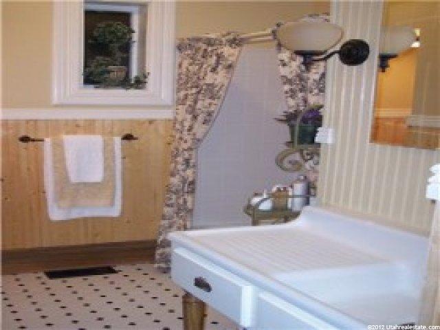 395 E 100 S, Nephi, UT 84648 — photo 7