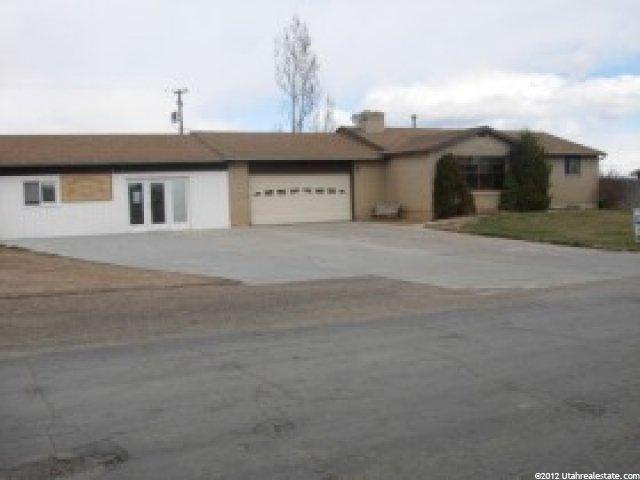 1695 W 1000 S, Vernal, UT 84078 — photo 2